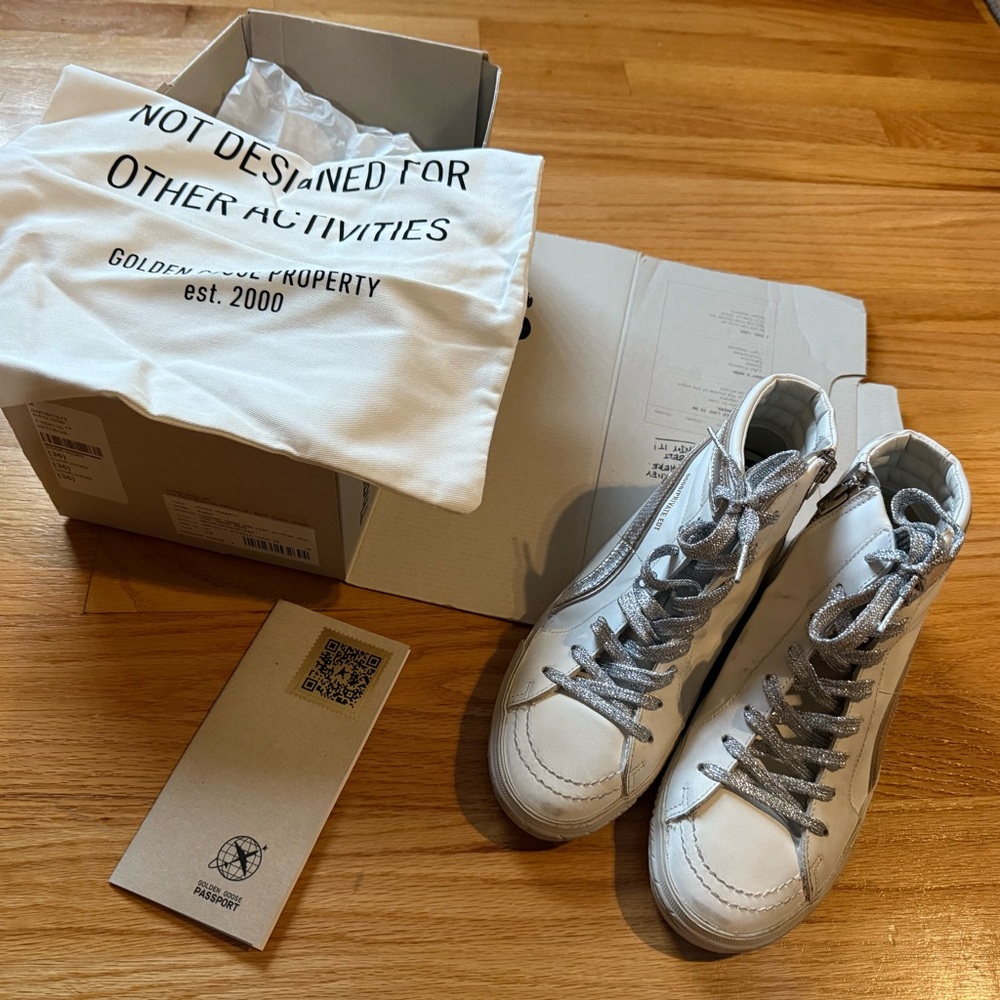 Golden Goose Slide classic size 36 NEW